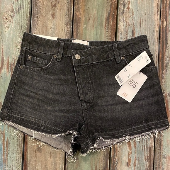BDG 28 (6) NWT Urban Outfitters A Line Denim Shorts Black Asymmetrical Button - Picture 12 of 13